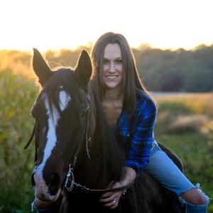 Meet your Posher, Evie